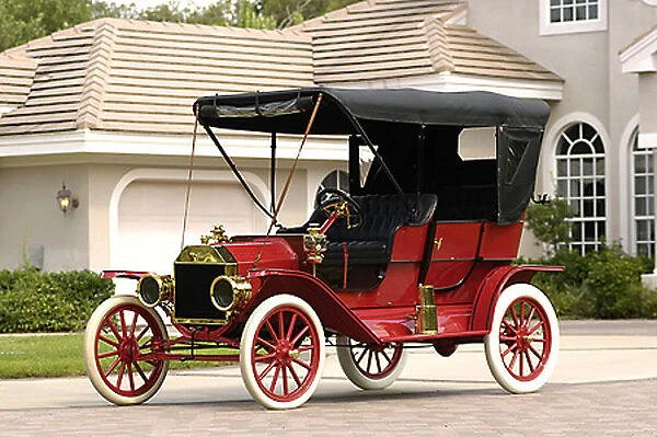 Ford Model T Touring (4-door), 1909, Red