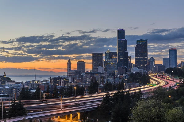 City skyline and Interstate 90 and 5 from Rizal Bridge in downtown Seattle, Washington