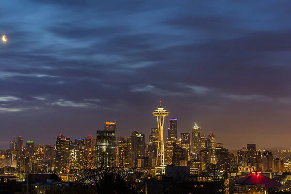 City skyline from Kerry Park in downtown Seattle, Washington, USA