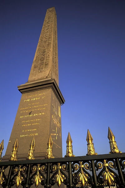 Europe, France, Paris. Place de la Concorde. Obelisque