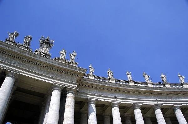 Europe, Italy, Rome. Vatican City, St. Peters Square