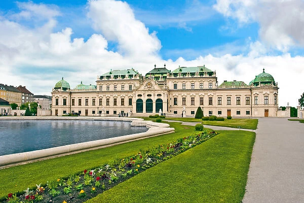 Front Facade of Schloss Schonbrunn palace, Vienna, Wein, Austria