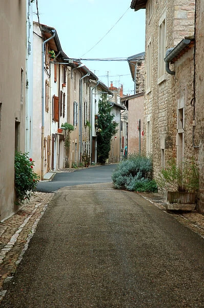 03. France, Burgundy, Tournus, residential neighborhood