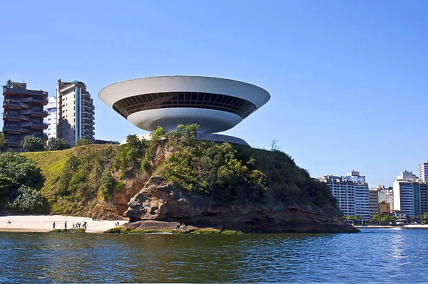 Museum of Contemporany Art (by Oscar Niemeyer)