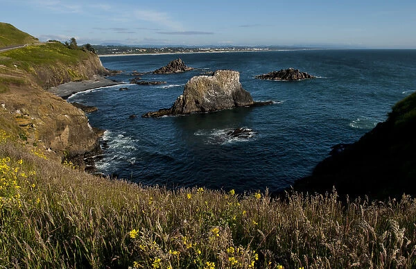 Rocks and ocean in Newport Oregon on Oregon taken fron Yaquina Head Lighthouse