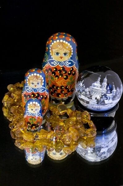 Russia, Russian handicrafts. Unique round painted lacquer box, amber & matryoshka dolls
