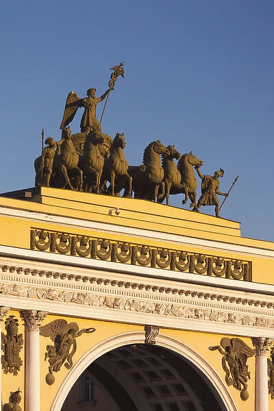 Russia, Saint Petersburg, Center, Dvortsovaya Square, Triumphal Arch detail, sunset