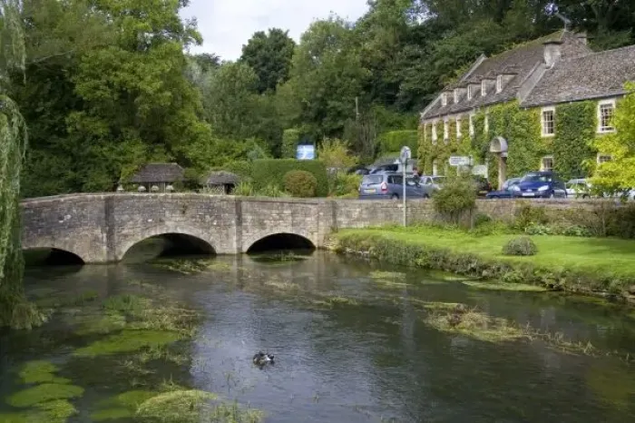Framed Print : Bibury Trout Stream Print