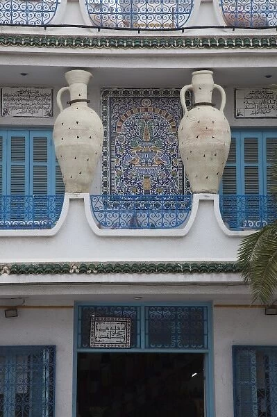 Tunisia, Cap Bon, Nabeul, biggest Tunisian ceramics center, pottery shop