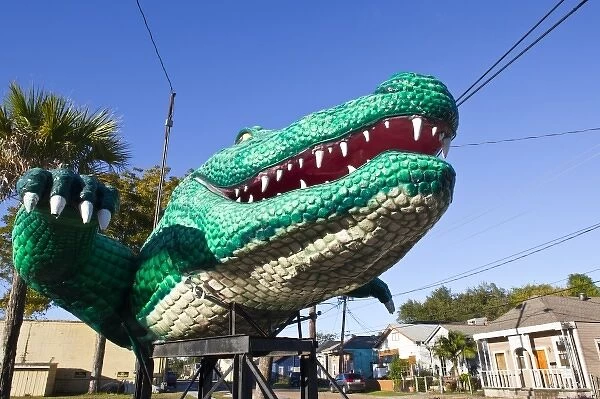 USA, Louisiana, New Orleans. Big Alligator statue, Algiers