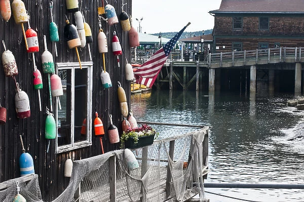 USA, Maine, Bar Harbor. Waterfront shop on pier. Credit as: Nancy Rotenberg  /  Jaynes
