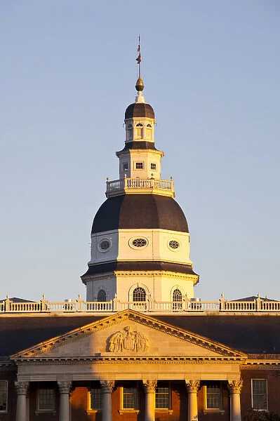 USA, Maryland, Annapolis. Maryland State House building, sunset