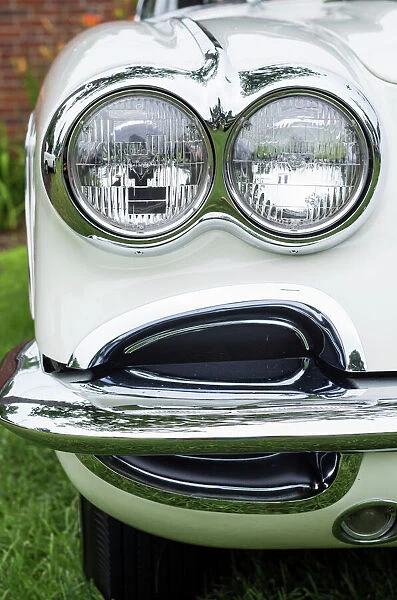 USA, Massachusetts, Beverly Farms, antique cars, 1960s Chevrolet Corvette