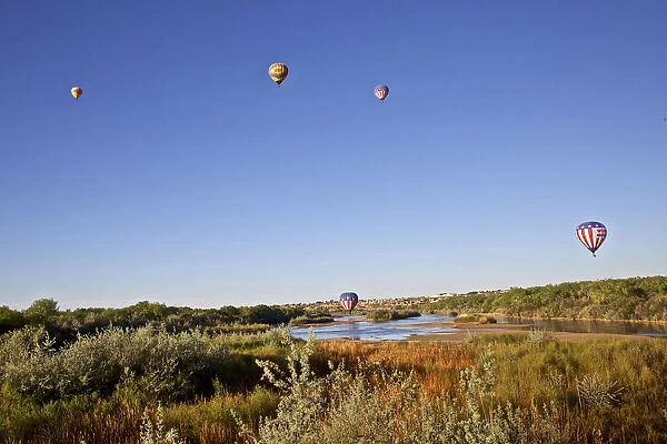 USA, New Mexico, Albuquerque. Hot air balloon