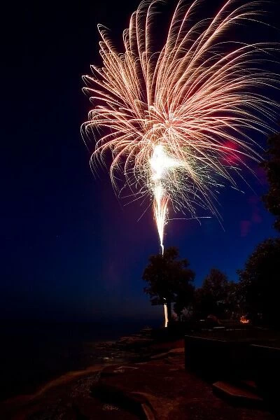 USA, New York. July Fourth fireworks off Clark PointFred J. Lord  /  Jaynes Gallery  /  DanitaDelimont