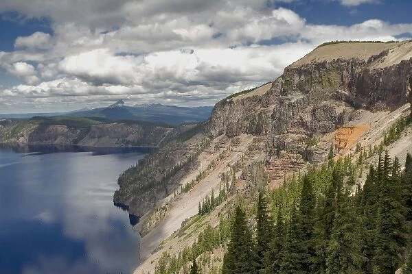 USA, Oregon, Crater Lake NP. Pumice Castle is one of the highlights on the East Rim