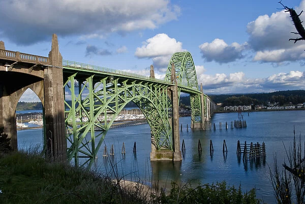 USA, Oregon, Newport, US 101 Bridge