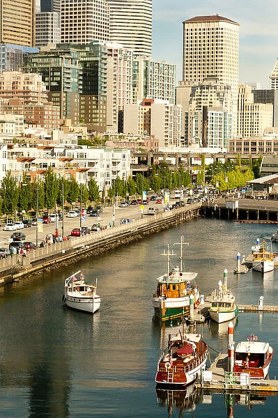 USA, WAshington, Seattle. The Sail-in parade of the Bell Street Pier Classic Rendezvous