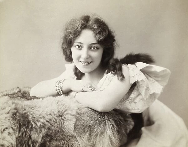 ANNA HELD (1865?-1918). American (Polish-born) entertainer. Original cabinet photograph