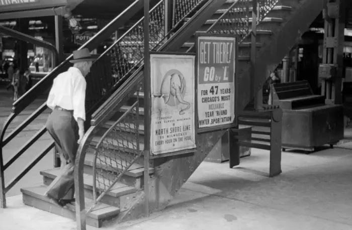 Framed Print : Chicago Elevated Train Print Framed Print : Chicago Elevated Train Print