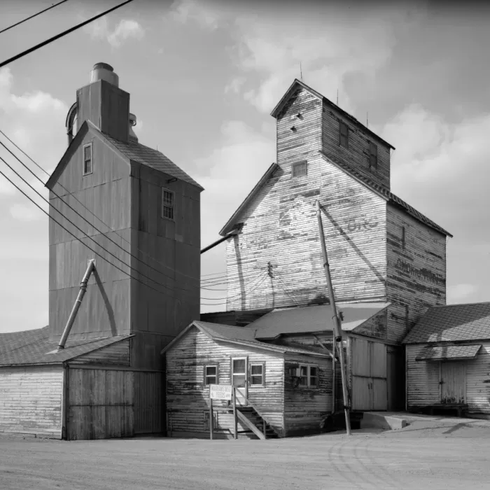 Framed Print : Print of Grain Elevators in Chokio, Minnesota Framed Print : Print of Grain Elevators in Chokio, Minnesota
