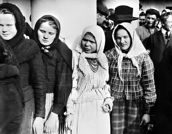 IMMIGRANTS TO AMERICA, 1917. Group of European immigrants to the United States