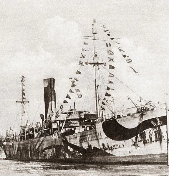 WORLD WAR I: CAMOUFLAGE. A ship with unusual painted markings to confuse submarine