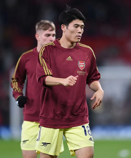 Arsenal's Tomiyasu Gears Up for Manchester United Clash in Premier League (December 2021)