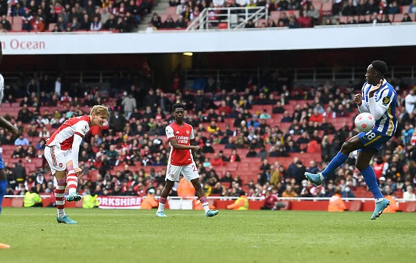 Martin Odegaard Scores the Winning Goal: Arsenal's Triumph over Brighton & Hove Albion in the Premier League 2021-22
