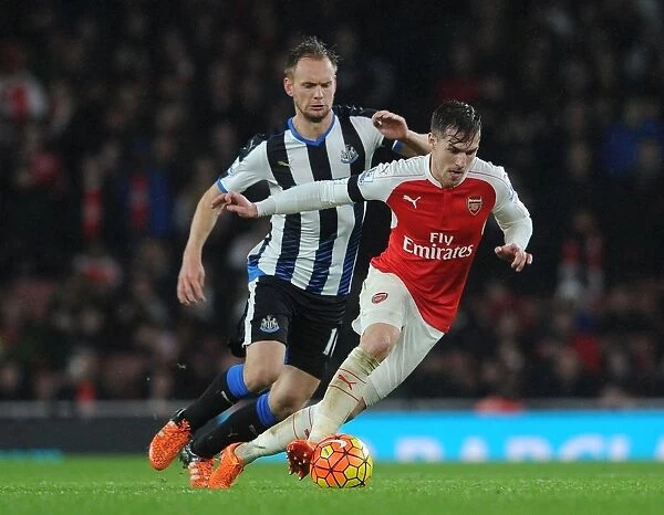 Ramsey vs. De Jong: Clash of the Midfielders in Arsenal vs. Newcastle Premier League Showdown