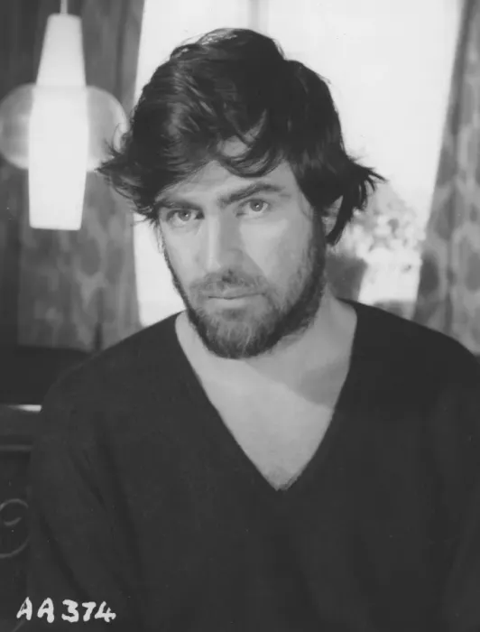Framed Print : Alan Bates Print from Far From The Madding Crowd 1967 StudioCANAL Framed Print : Alan Bates Print from Far From The Madding Crowd 1967 StudioCANAL