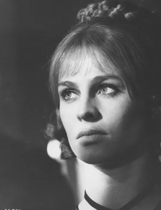 Framed Print : Julie Christie in Far From The Madding Crowd 1967 Print Framed Print : Julie Christie in Far From The Madding Crowd 1967 Print