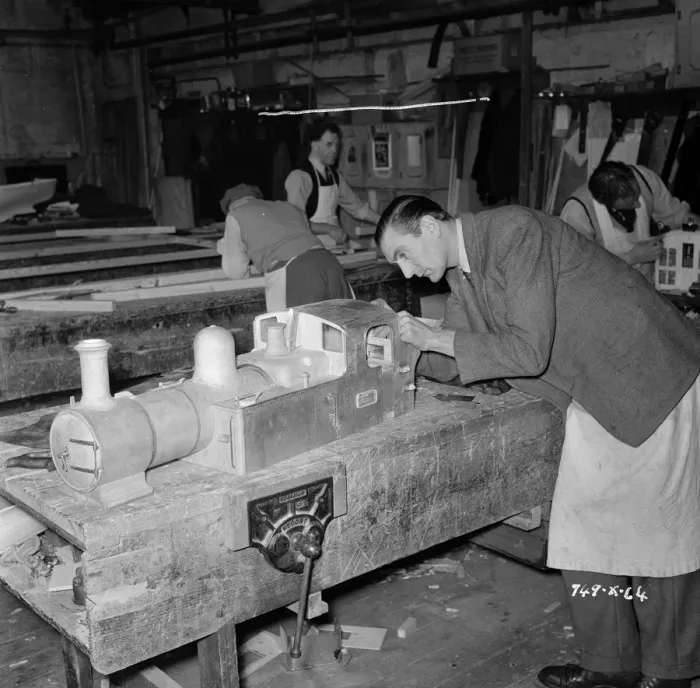 Framed Print : Ealing Studios Model Making Print: Steam Engines for Titfield Thunderbolt Framed Print : Ealing Studios Model Making Print: Steam Engines for Titfield Thunderbolt