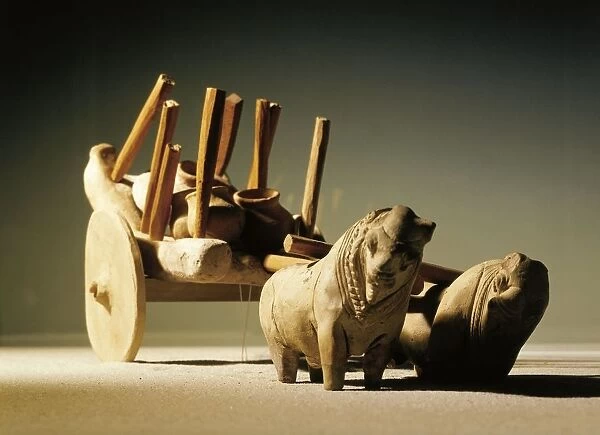 Pakistan, Mohenjo-daro, Ox cart, terracotta statuette