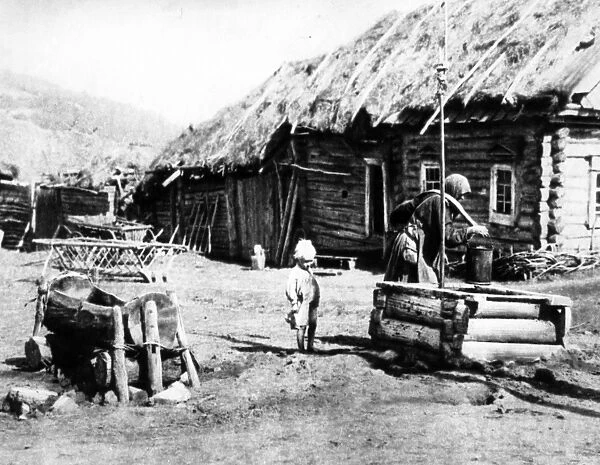 Peasants at well in samara region of russia before the revolution