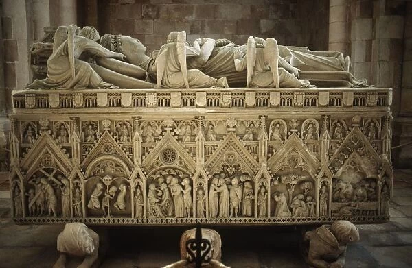 Portugal, Alcobaca, Tomb of Ines de Castro at Cistercian Monastery