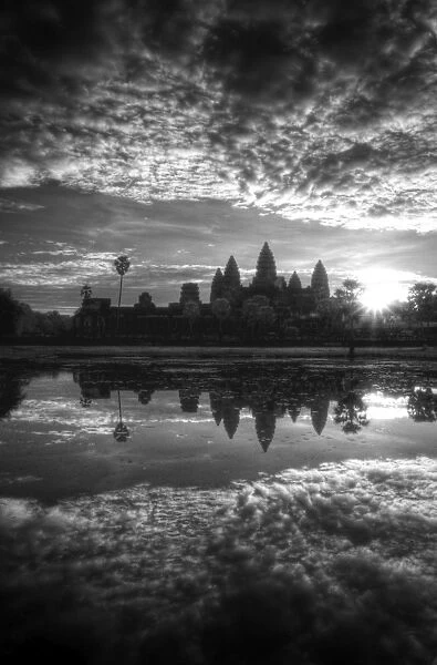 Angkor What sun burst reflections