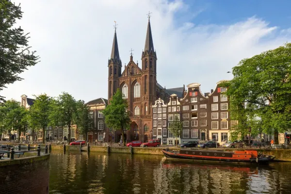 Résultat de recherche d'images pour "eglise krijtberg amsterdam"