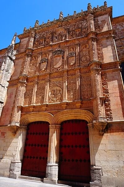 FaAzade of the Edificio de Escuelas Mayores, Salamanca, Spain