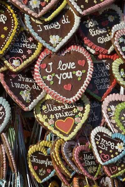 Gingerbread hearts at a stall, Oktoberfest, Munich, Upper Bavaria, Bavaria, Germany