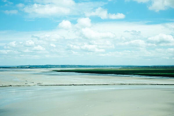Image of the sandy inner coastal region of France