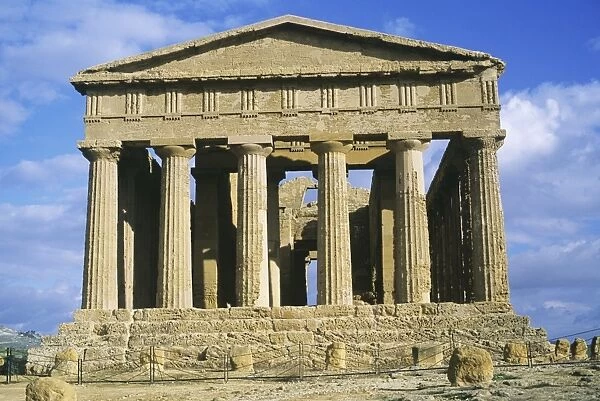 Italy, Sicily, Agrigento, Temple of Concord