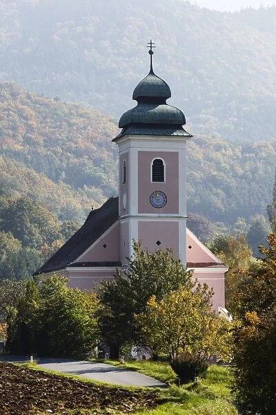 Parish Church of St. Margaretha in Niederranna, Muehldorf, Spitzer Graben valley, Wachau valley, Waldviertel region, Lower Austria, Austria, Europe