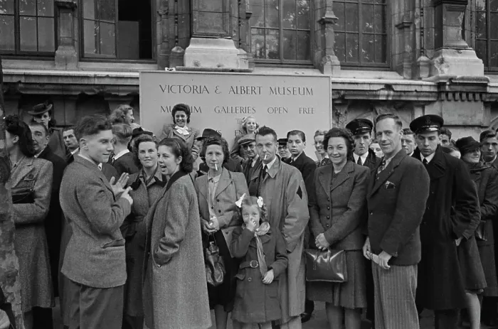 Framed Print : Britain Can Make It Print, 1946 Framed Print : Britain Can Make It Print, 1946