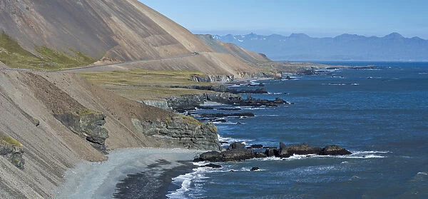 Ring road, coast near Djupivogur, Iceland