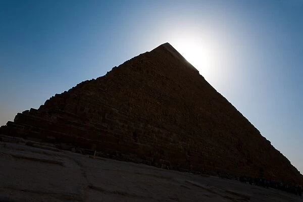 Silhouette Pyramid Khafre Hiding Sun