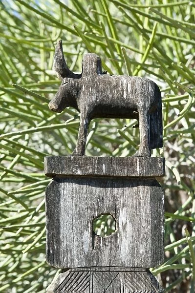 Totem carved from wood, bull, arboretum of Tulear or Toliara, Madagascar