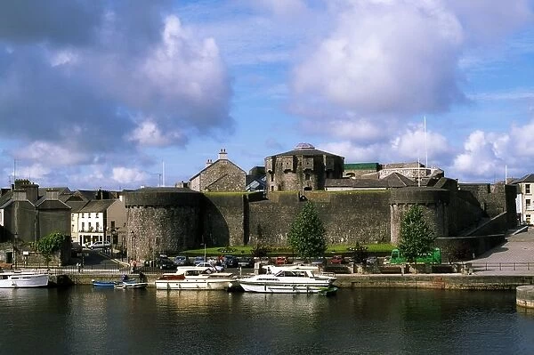Co Westmeath, Athlone Castle, Built in 12th century