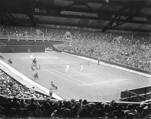 Lawn Tennis Championships at Wimbeldon The match between Mdlle Suzanne Lenglen and P O Hara Wood