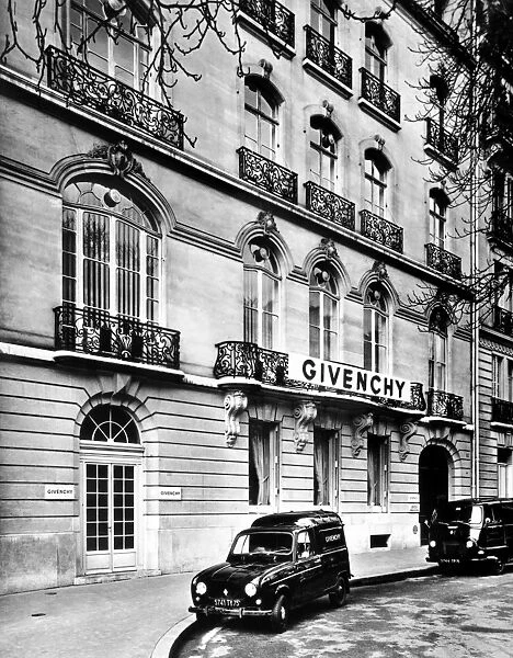 France-Givenchy-Fashion